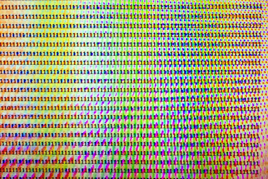 Estimating the informativeness of data