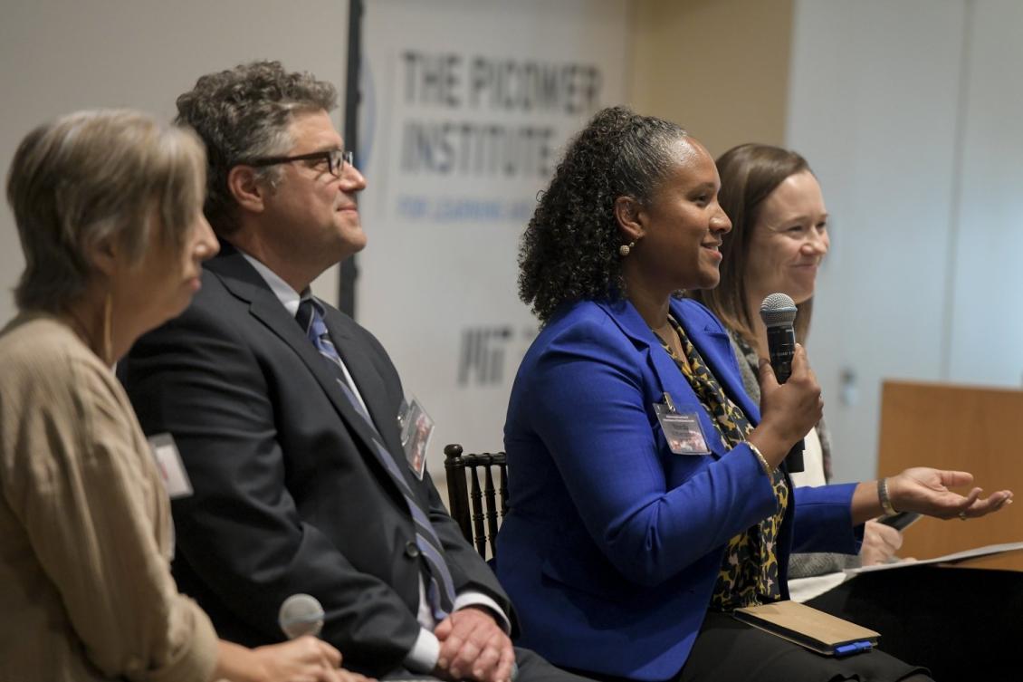 From labs to the streets, experts work to defuse childhood threats to mental health From labs to the streets, experts work to defuse childhood threats to mental health